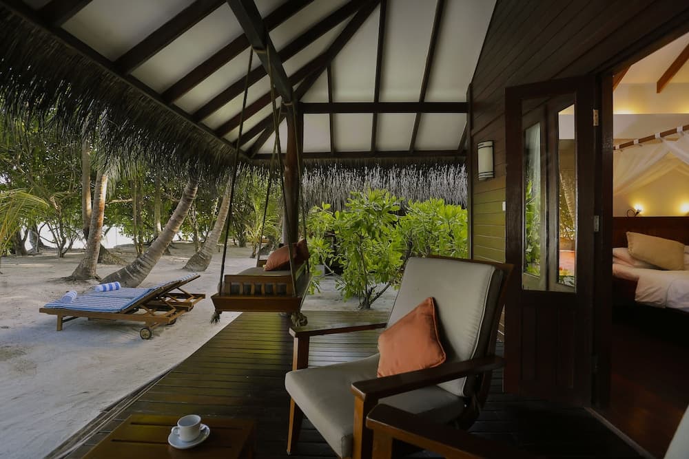 Medhufushi Island Resort - View 51