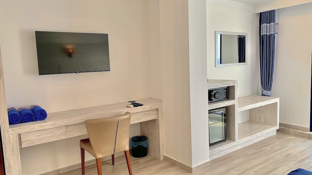 Kaani Palm Beach - View 32