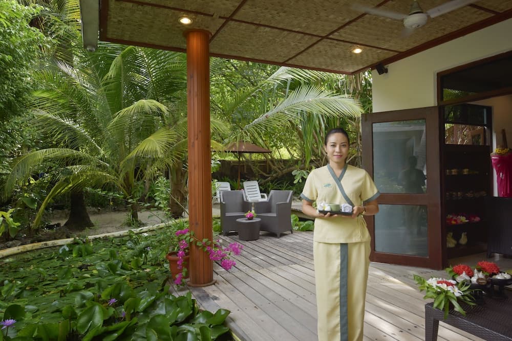 Angaga Island Resort & Spa - View 88