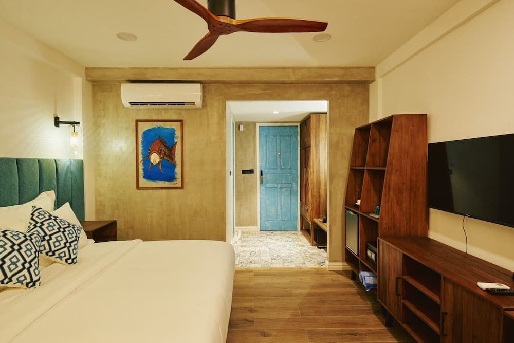 Beach Hotel Dhigurah - View 4