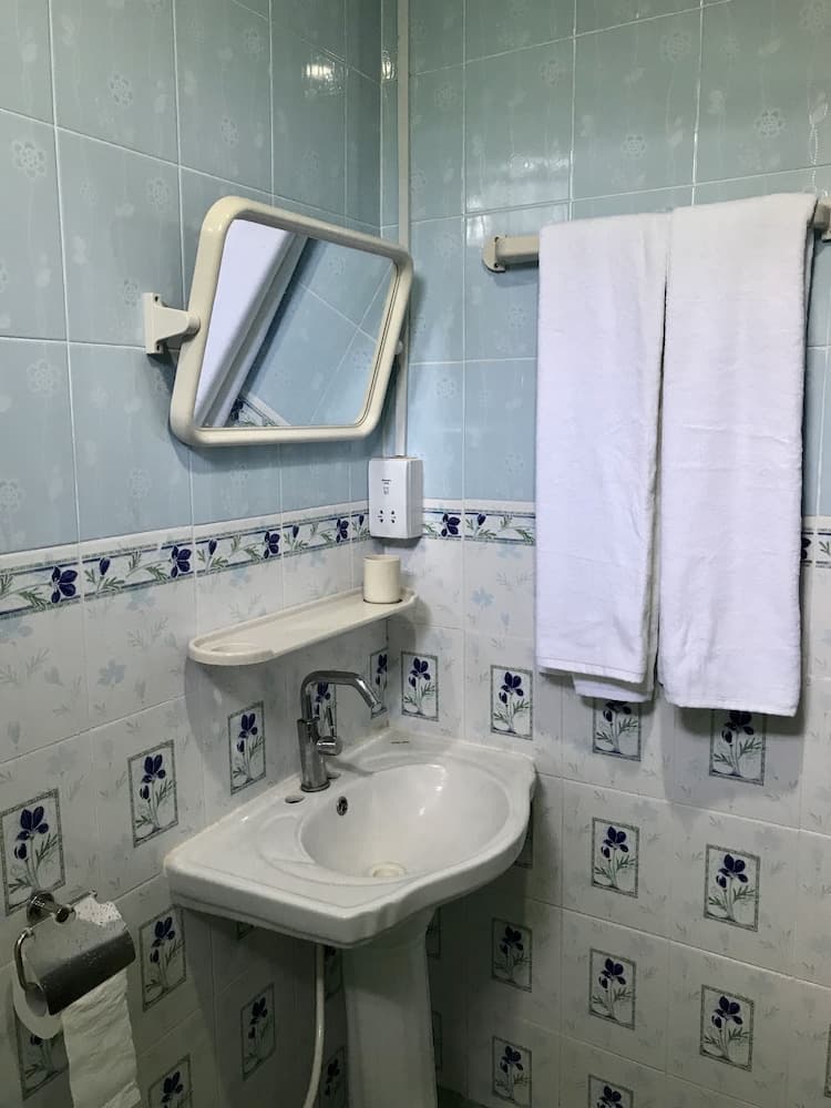 Sunnyside Maamendhoo - View 13