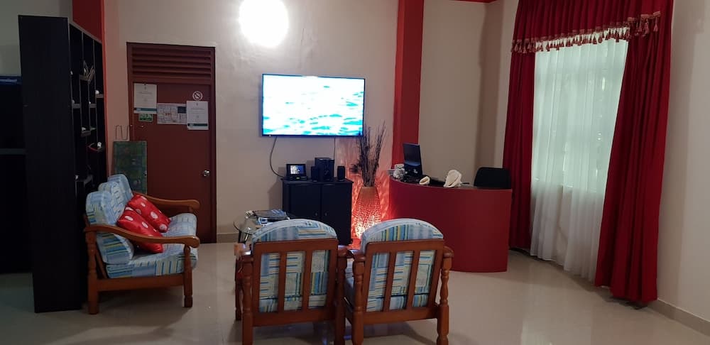 Equa Reef Maldives - View 3