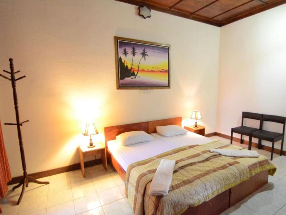 Goby Lodge Guest House - View 12
