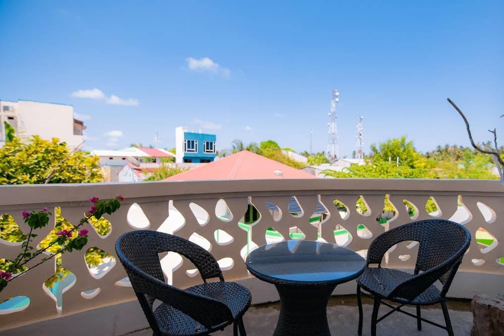 Gaafaru View Inn - View 13