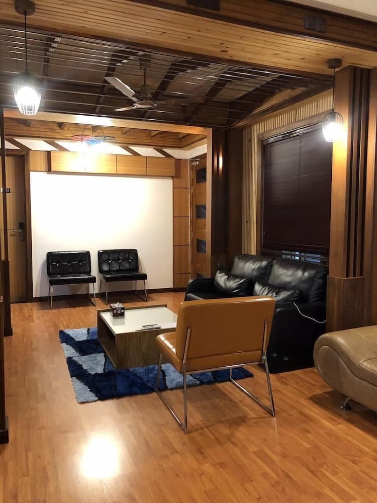 Millennium Island Residence - View 3