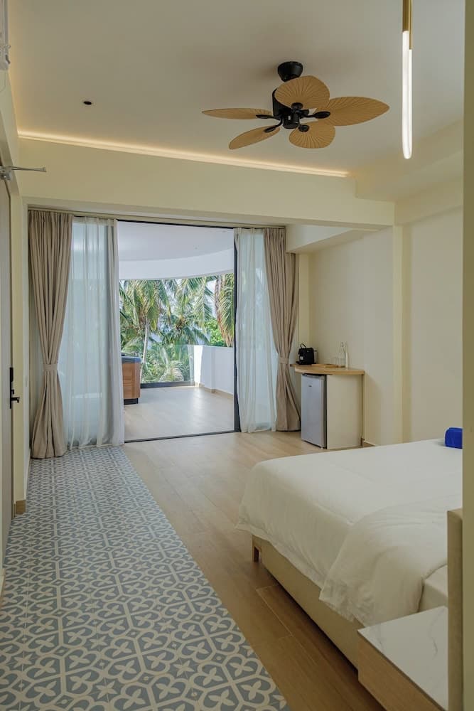 Kinan Boutique - View 4