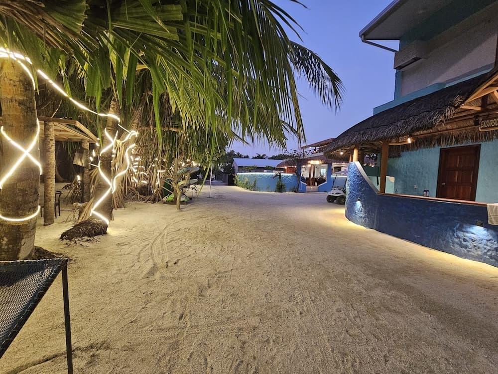 ISLAND LUXURY DIVE HOTEL - FULHADHOO - View 23