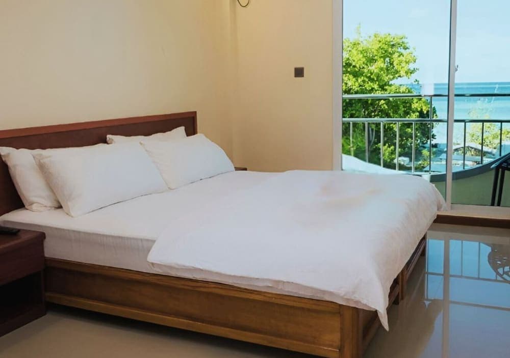 Noah Private Beach House - View 15