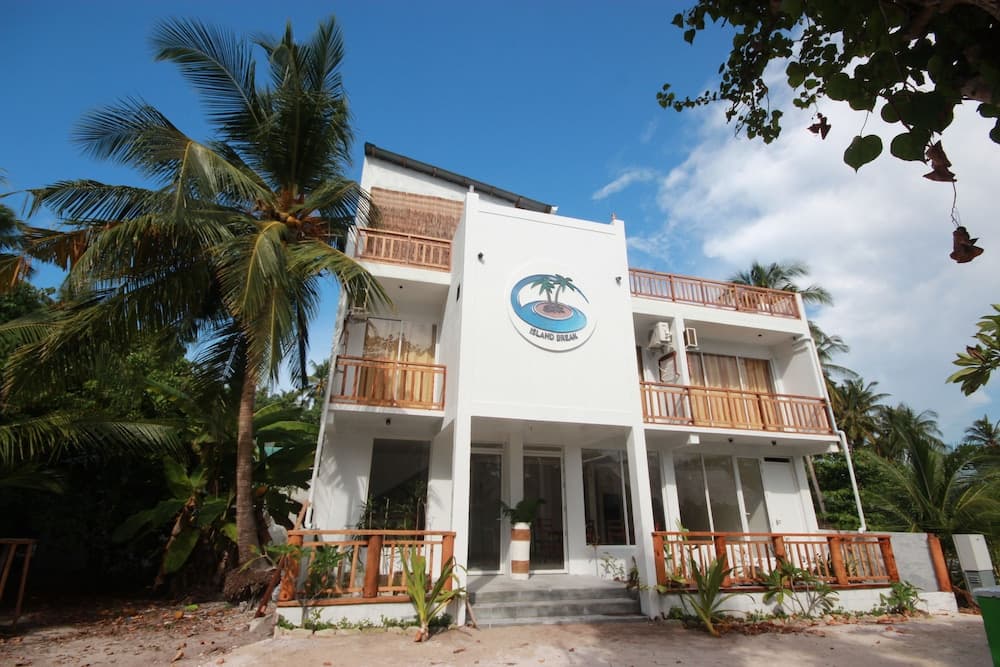 Islandbreak - View 34
