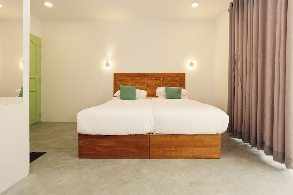 Azul Retreat - View 12