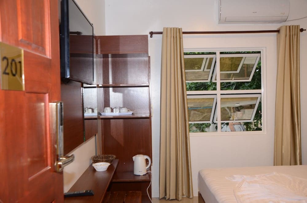 Cornerstay at Dhangethi - View 45