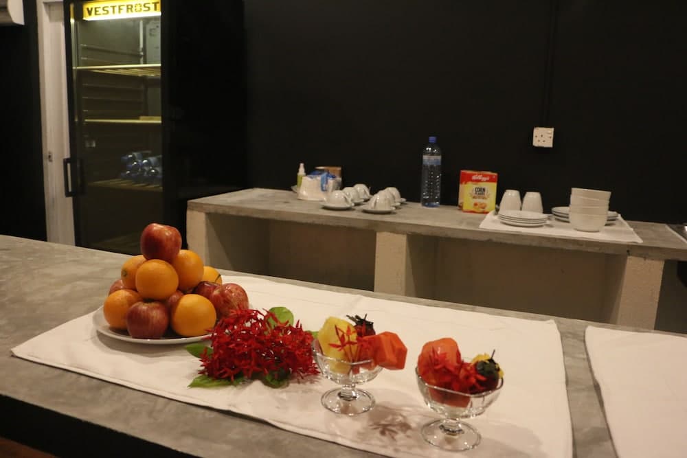 Omadhoo Inn - View 19