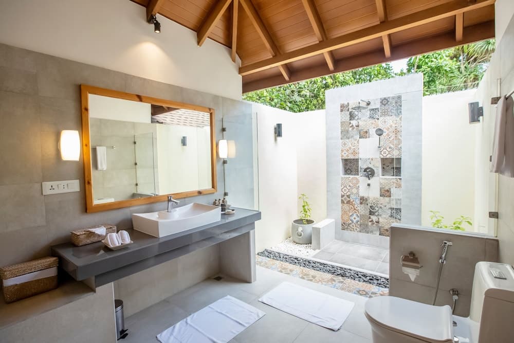 Reethi Faru Resort - View 30