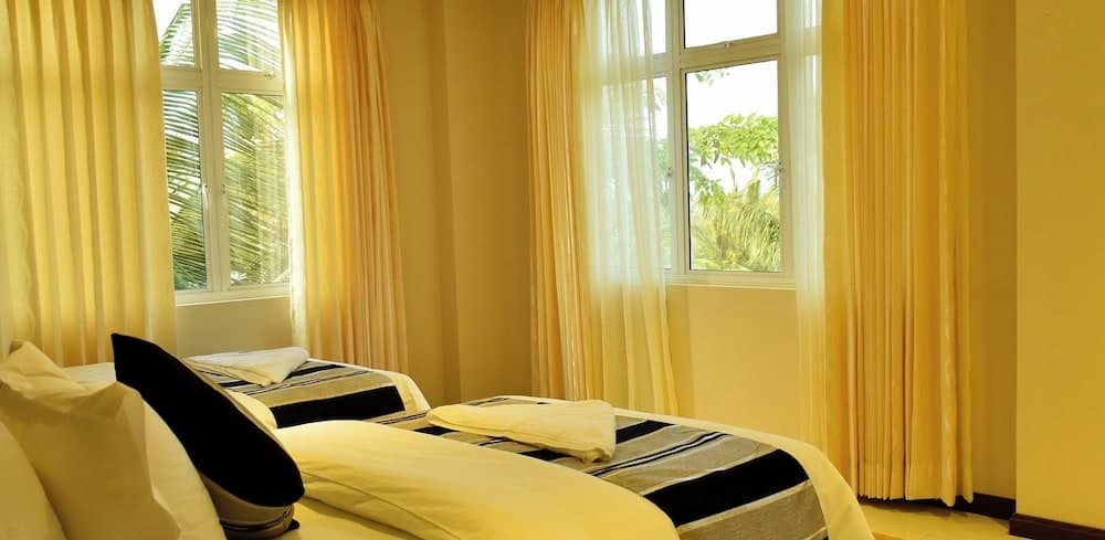 Lagoon Lodge - View 6