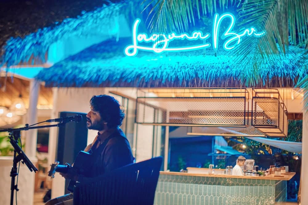 Stone Hotel Dhiffushi - View 24