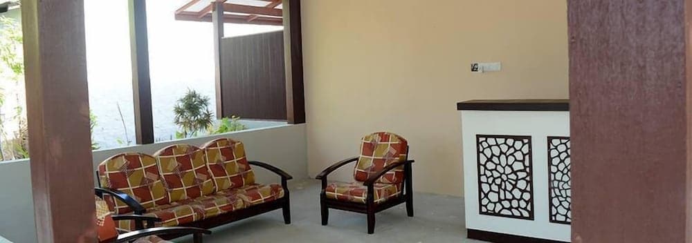 Holiday Village Retreat - View 8