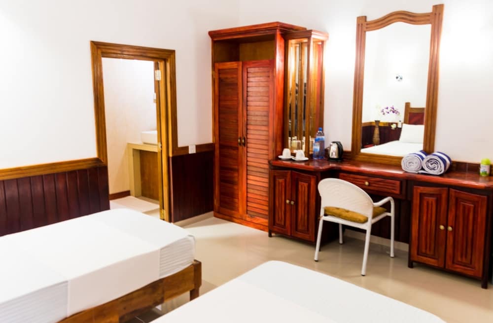 Villa Kamadhoo - View 2