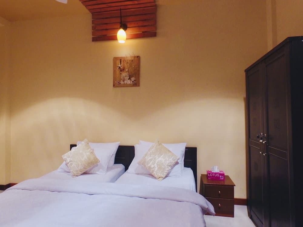 Himeyn Beach Retreat - View 6