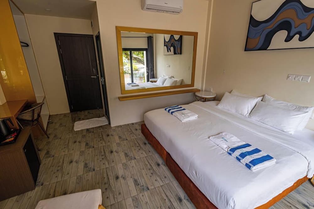 Bibee Maldives - View 130