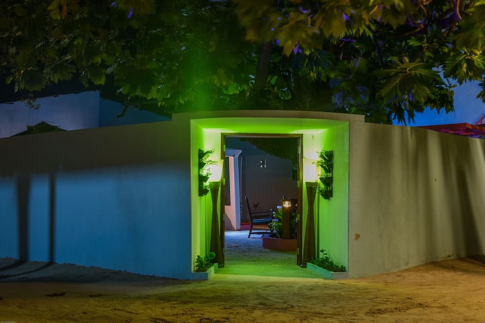 Surf Retreat - View 16