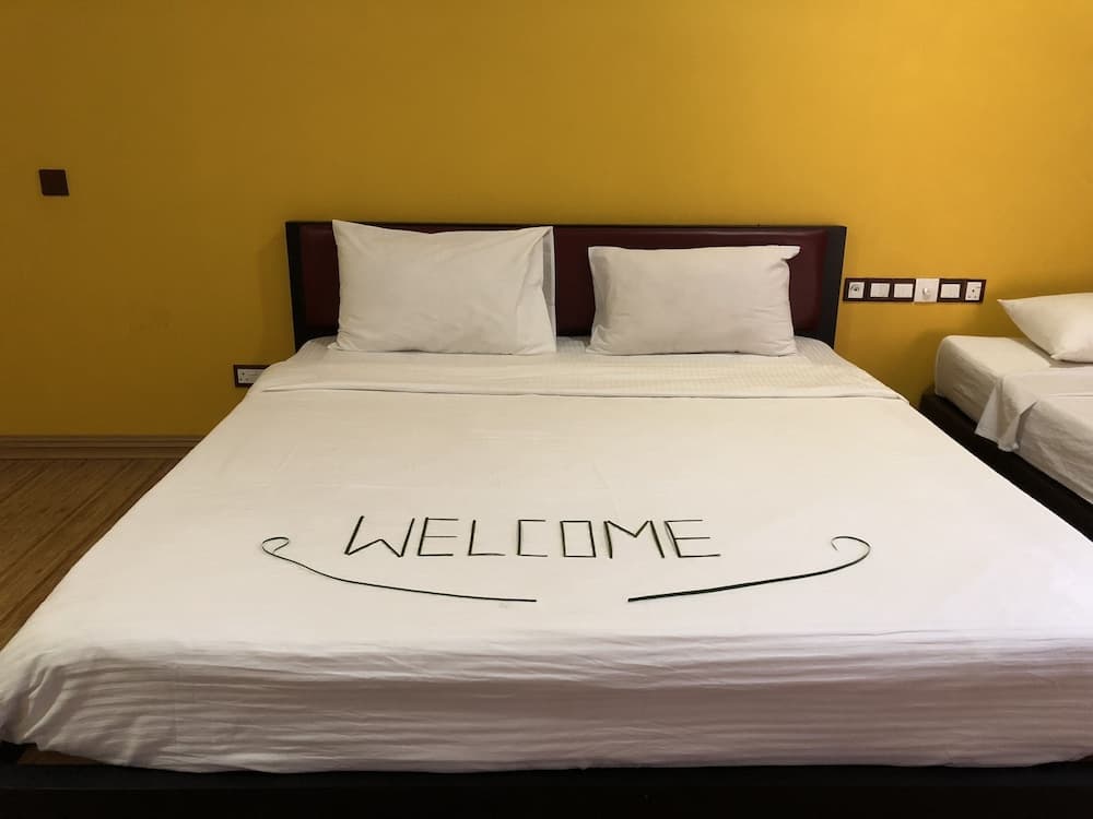 Sunset Holidays - View 19