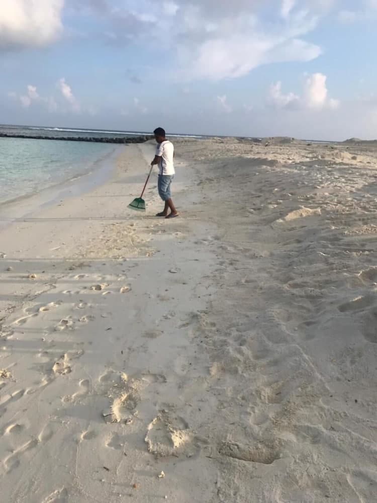 Nalaveshi Inn, Huraa - View 19