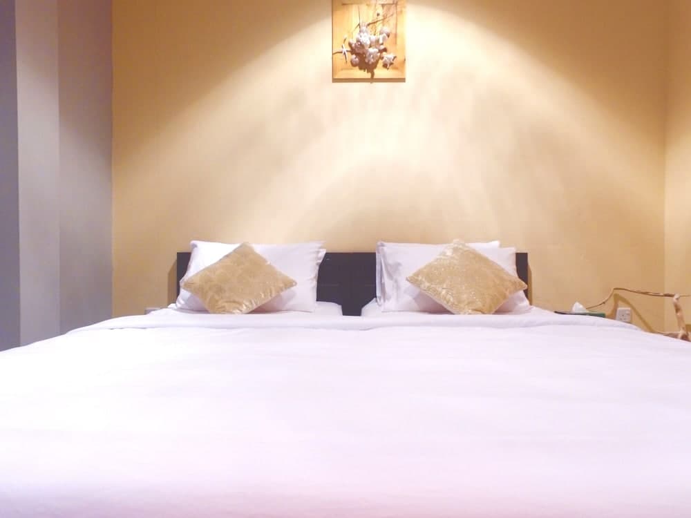 Himeyn Beach Retreat - View 3