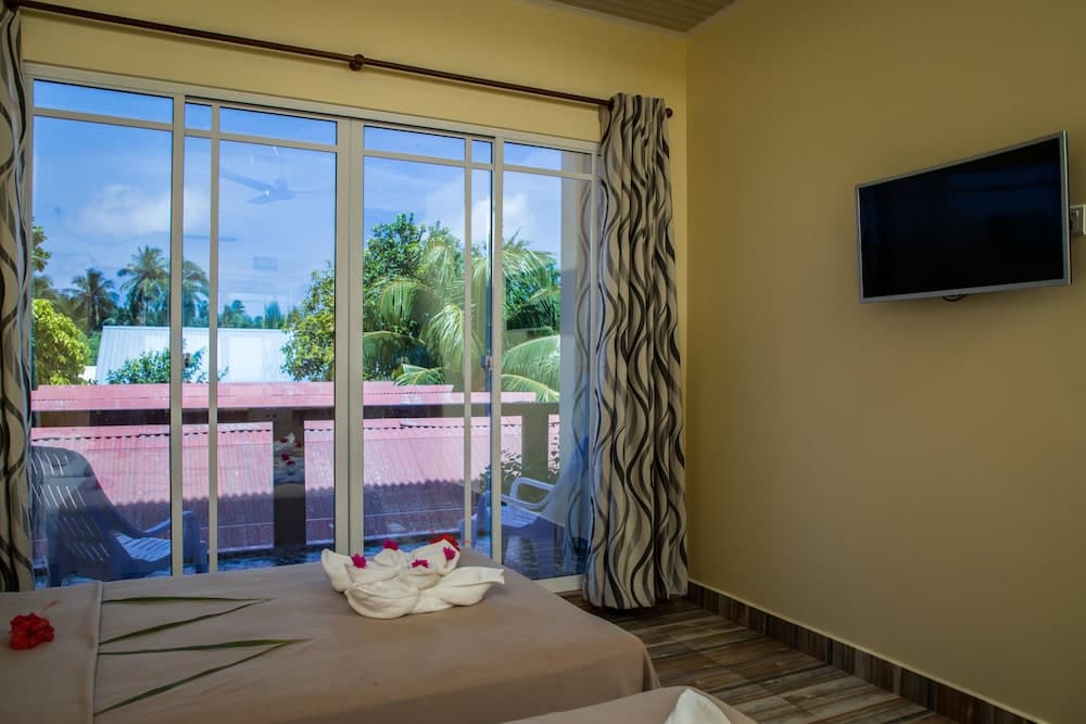 Relax Residence Thoddoo Maldives - View 4