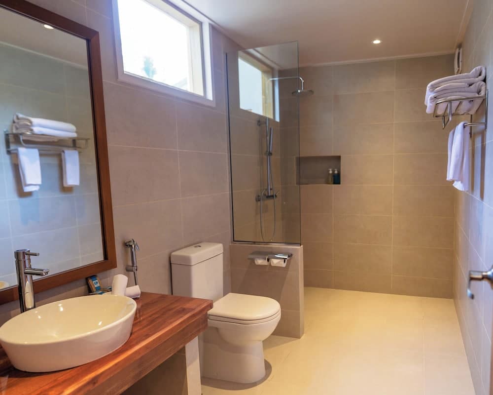 Meeru Maldives Resort Island - View 14