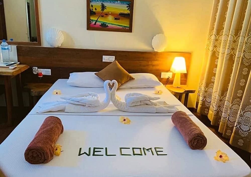 Detour Beach View - View 14