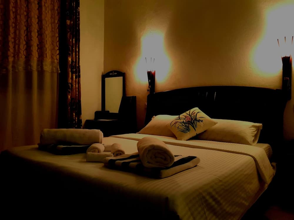 Island Guest - View 38