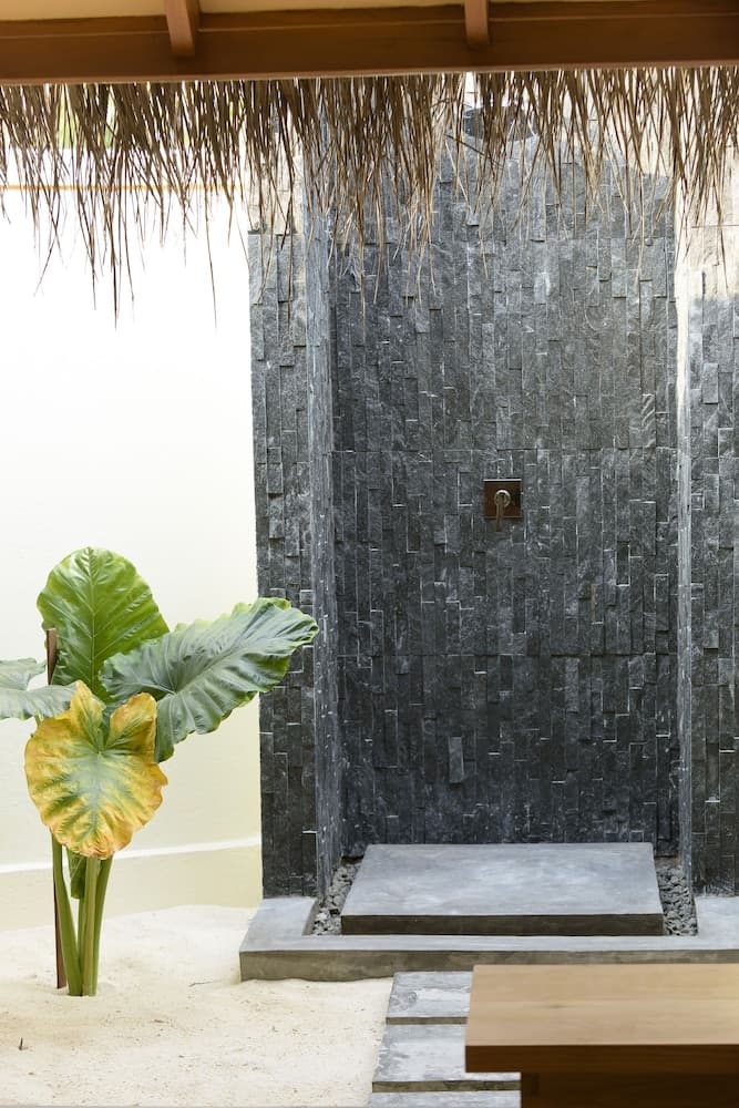 Dhigufaru Island Resort - View 68