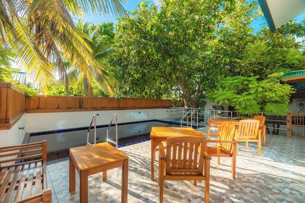 Biosphere by Hawks Hotels Kamadhoo Baa Atoll - View 40
