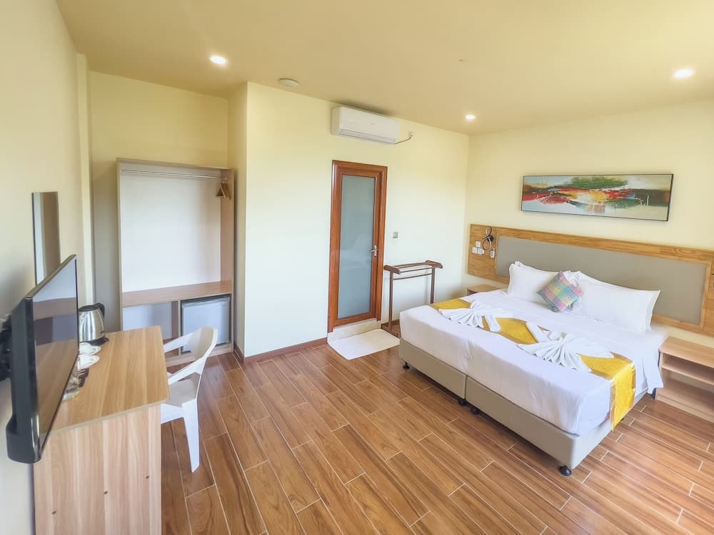 Rehendhi Villa - View 9