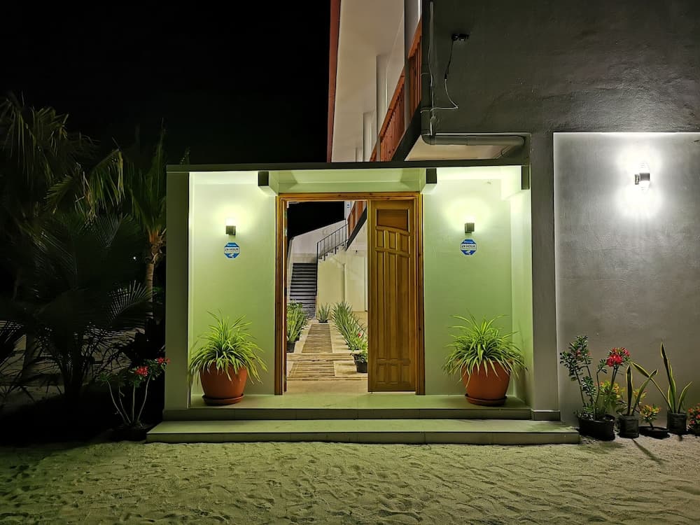 Thila Farm View Guest House - View 1