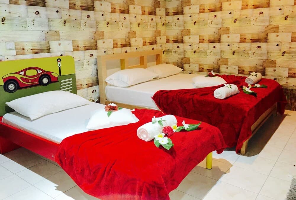 Sunset Holidays - View 17