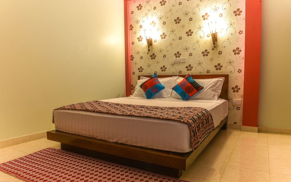 Surf Retreat - View 3