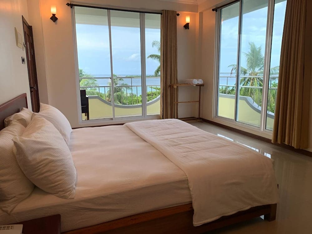 Noah Private Beach House - View 31