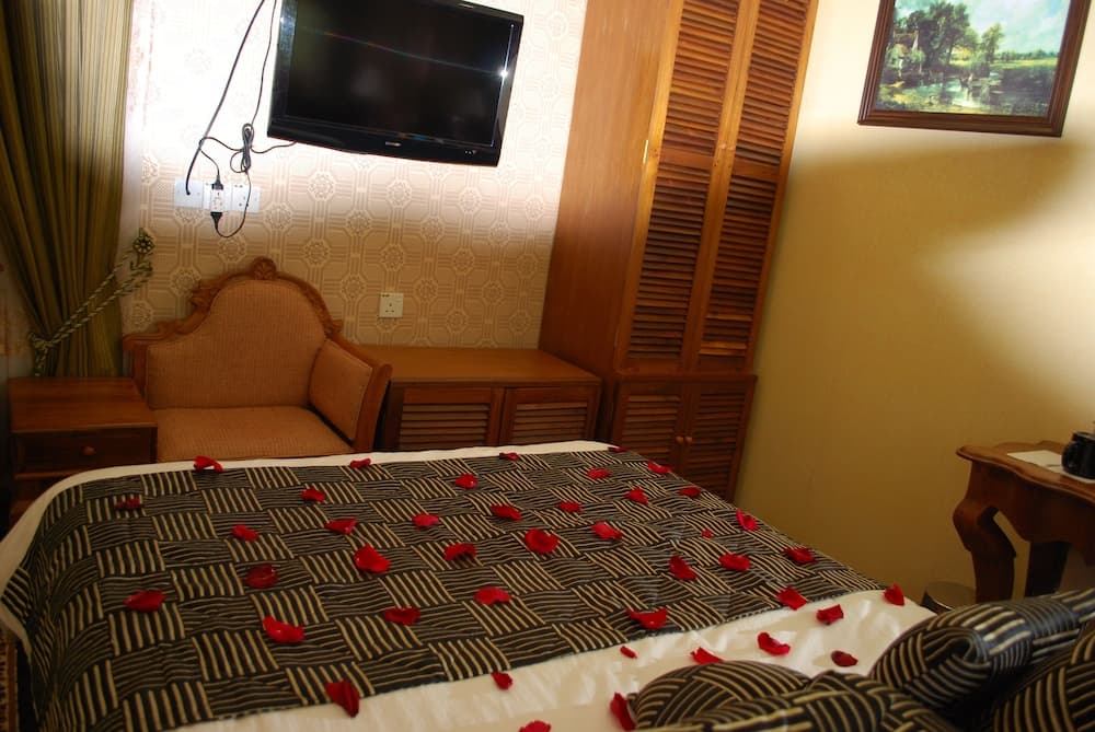 Loona Hotel - View 18
