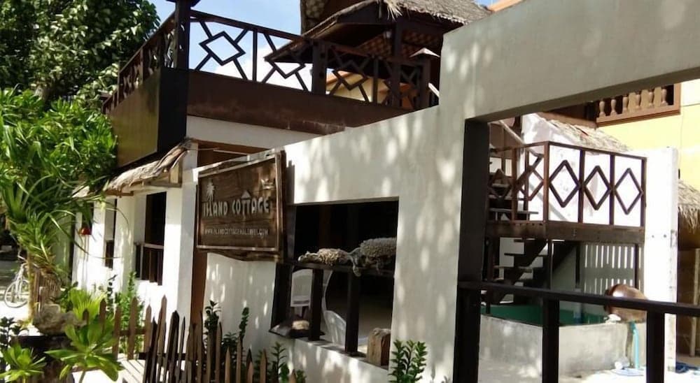 Island Cottage - View 22