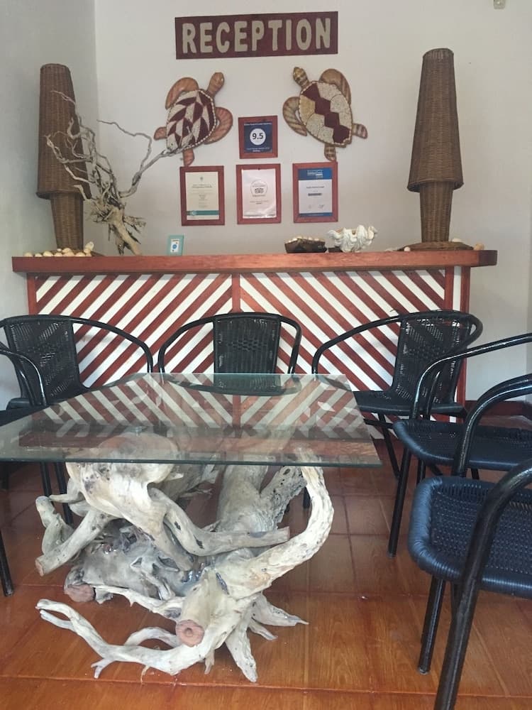 Hudhu Raakani Lodge - View 3