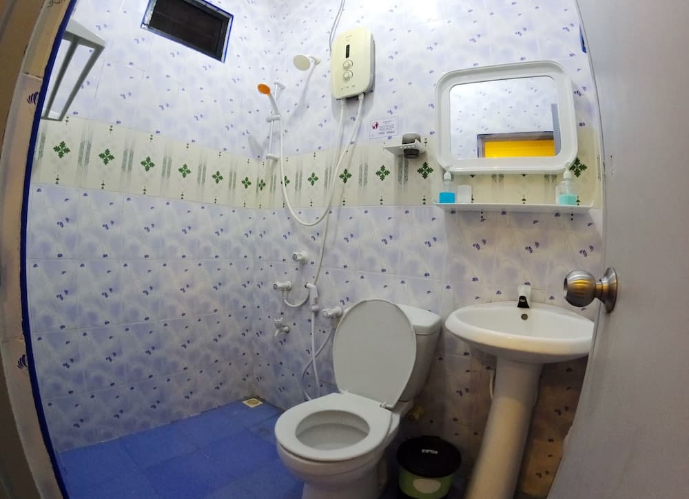 Adroit Beach Inn - View 133