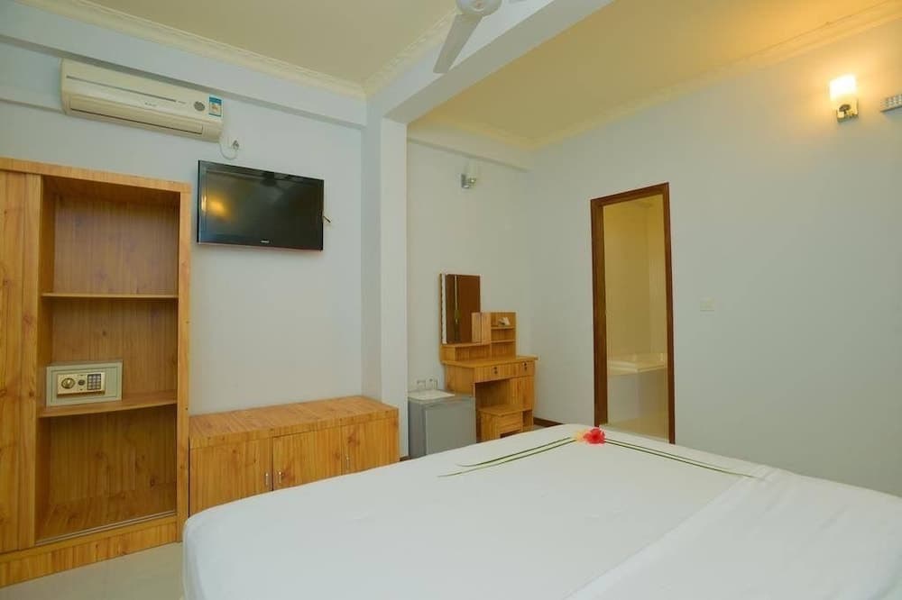 The White Sand Dunes Rasdhoo - View 4