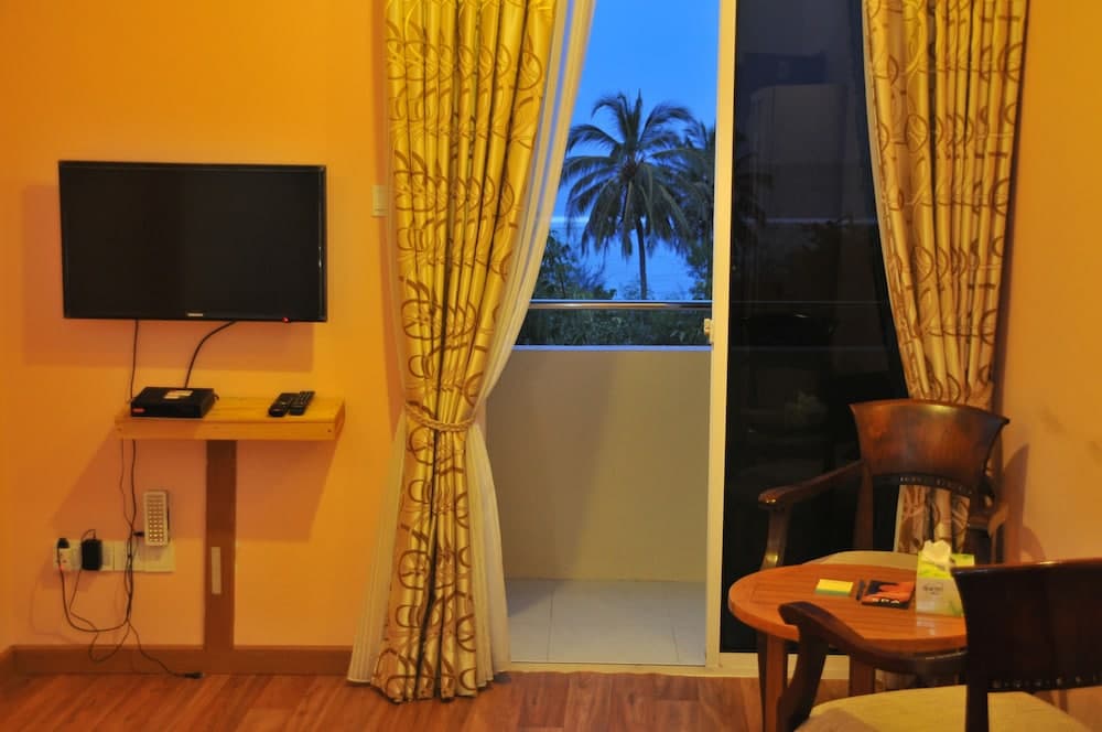 Koamas Lodge - View 20