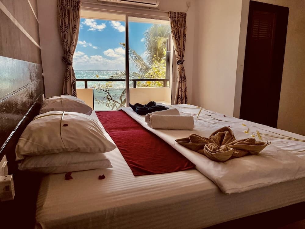 Crown Beach Hotel Maldives - View 21