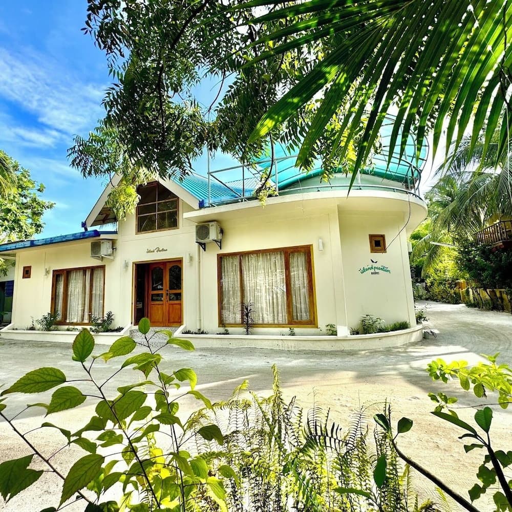Island Pavilion Maldives - View 28
