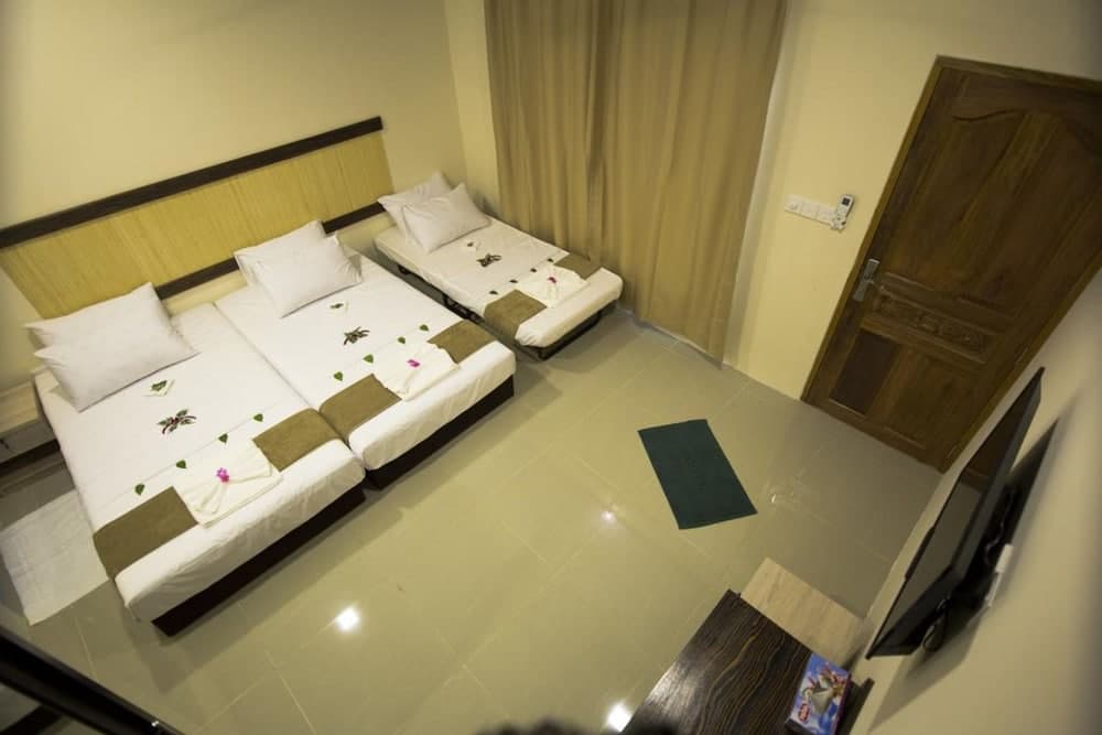 Ari Heaven - View 13