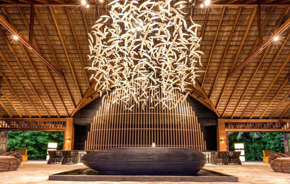 Hurawalhi Island Resort - View 5