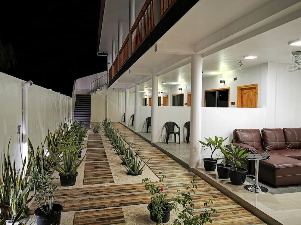 Thila Farm View Guest House - View 2