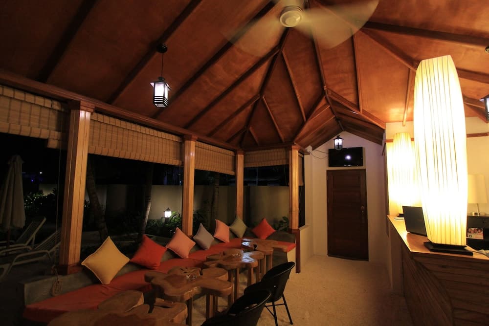 Local Island Inn - View 24